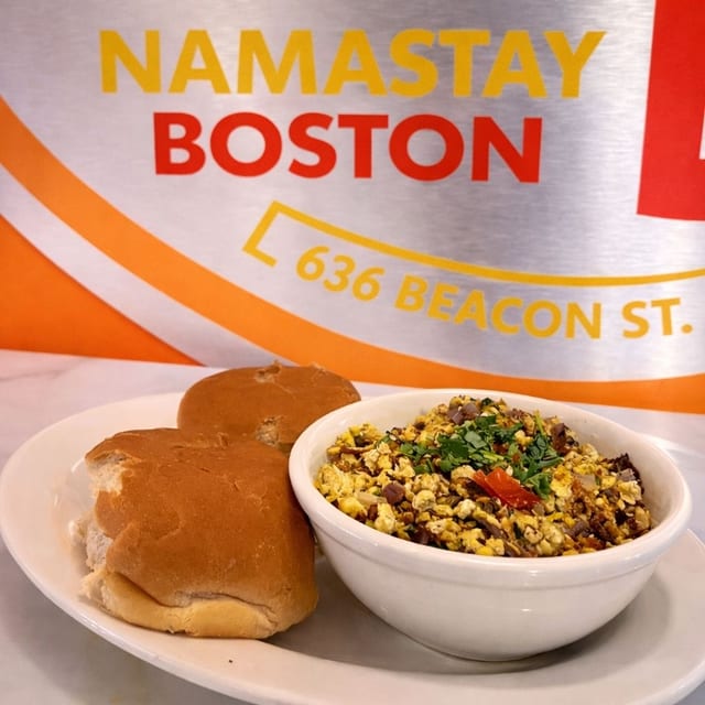 Egg Bhurji with Pav